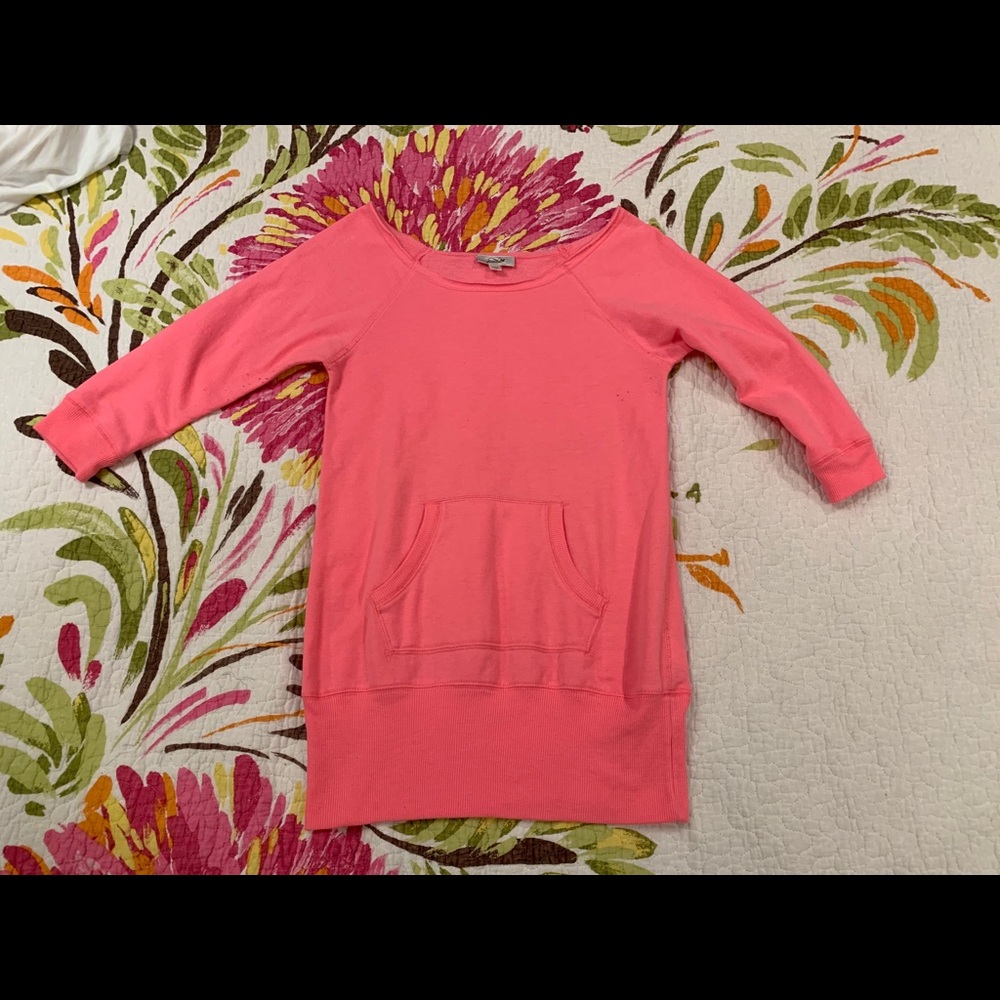 Hit pink super comfy top